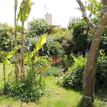 Дом отдыха Grande Maison Avec Extension D'architecte A 700m De La Plage