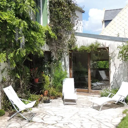 Grande Maison Avec Extension D'architecte A 700m De La Plage