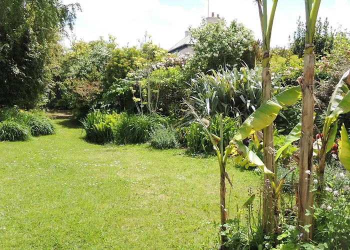 Grande Maison Avec Extension D'architecte A 700m De La Plage Brest